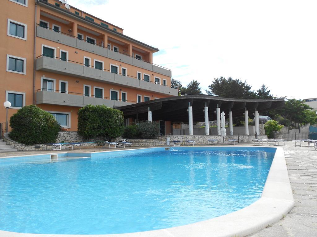 Hotel Santangelo Monte SantʼAngelo Exterior foto